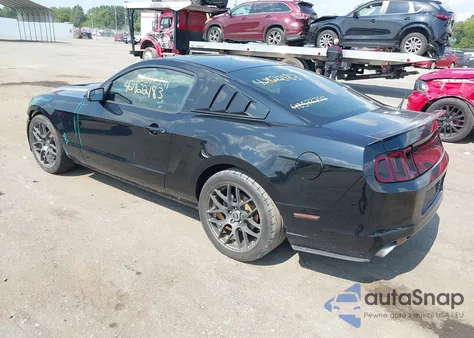 2014 Ford Mustang V6 z USA, uszkodzony, nr VIN 1ZVBP8AM3E5271212